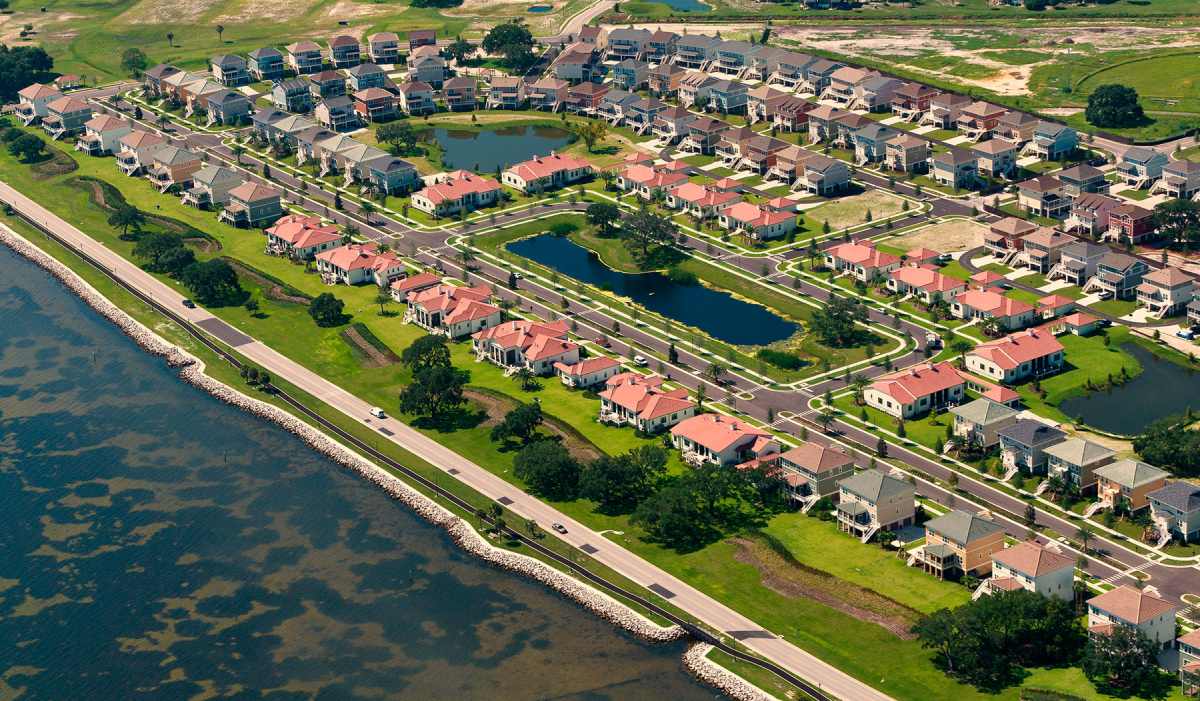 Aerial image of CBG’s MacDill Family Housing located at 8431 Bayshore Boulevard, Tampa, FL 33621.