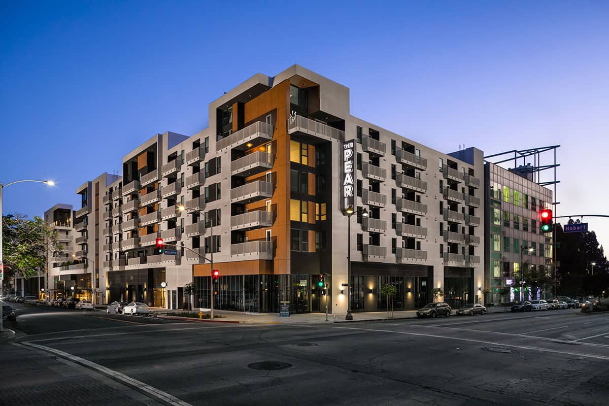 CBG’s The Pearl on Wilshire apartment community located at 687 South Hobart Avenue, Los Angeles, CA 90005.