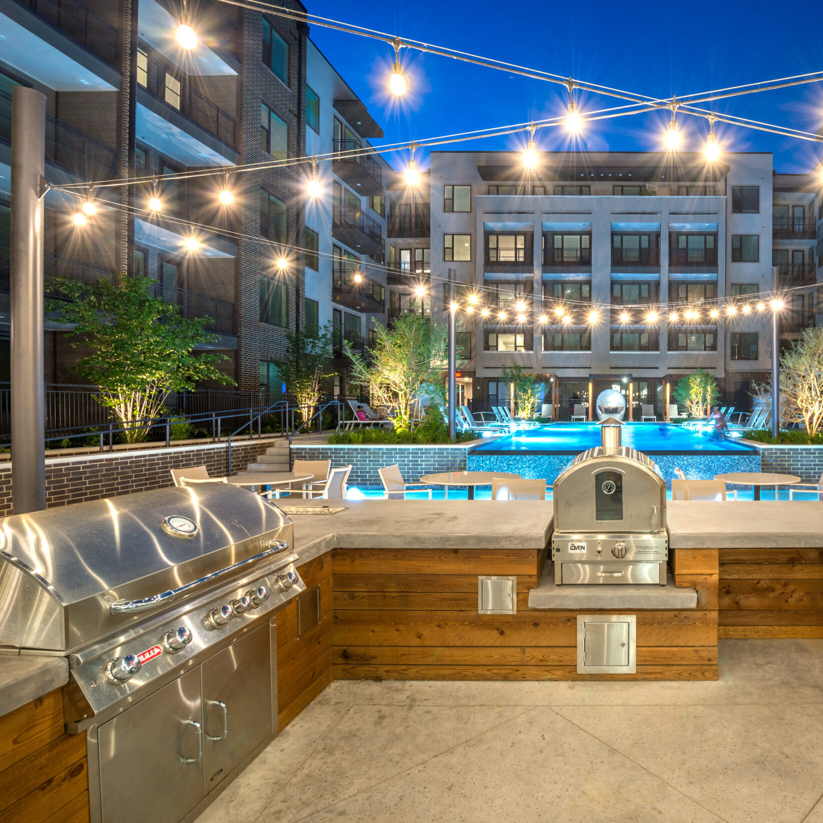 A pool deck at CBG's The Westerly apartment community located at 411 West Commerce Dallas, TX 75208.