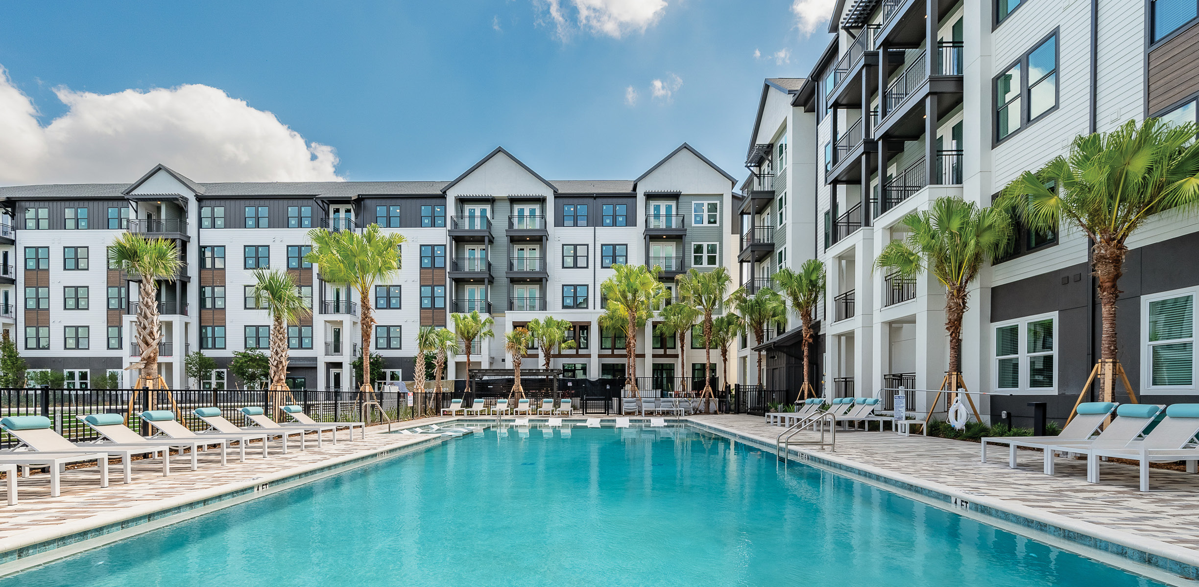 The pool at the Brooke at Rocky Point in Tampa, FL