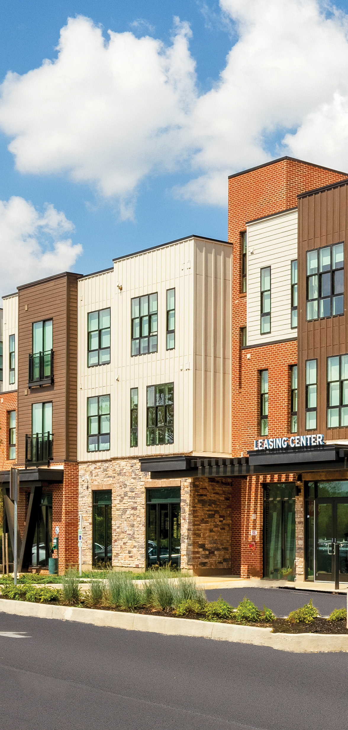 Exterior of The George in King of Prussia, PA.